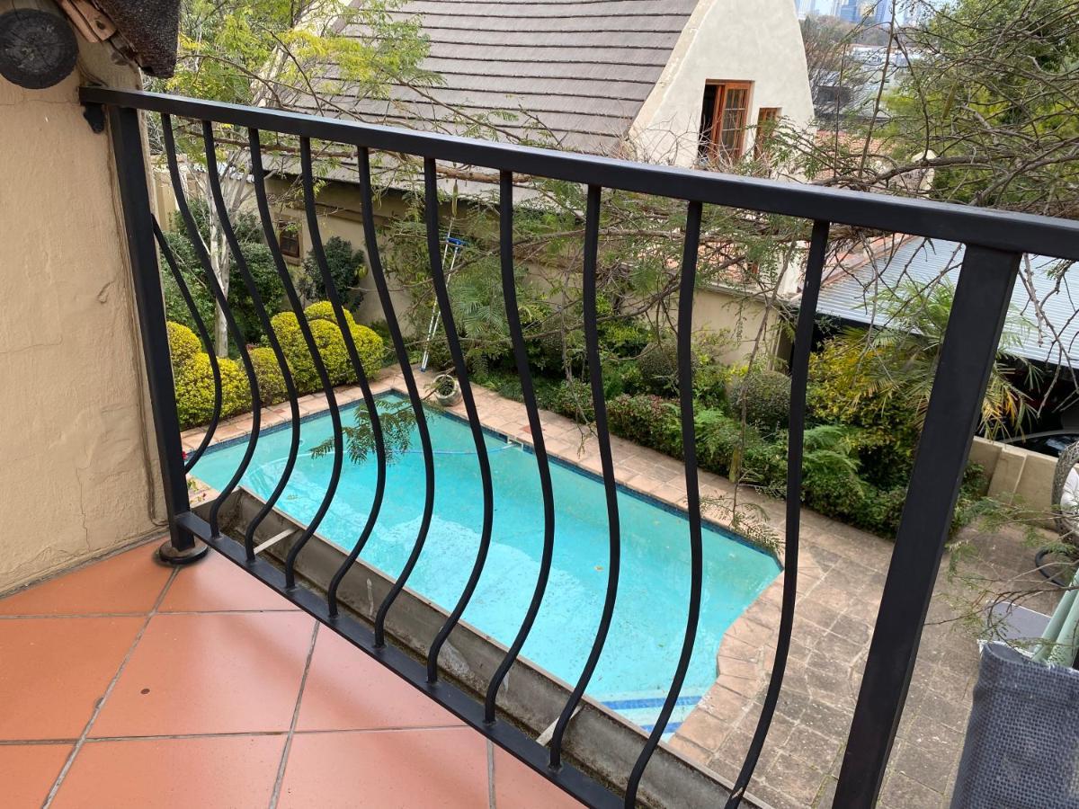 Tuscan Rose Johannesburg Exteriér fotografie